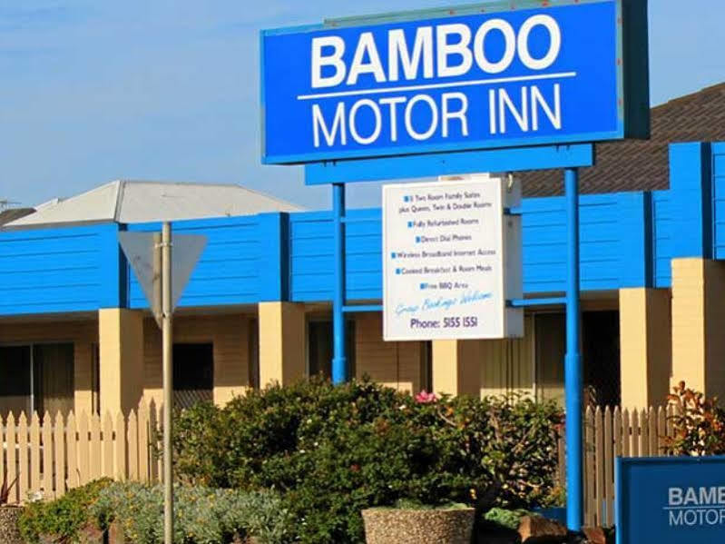 לייקס אינטרנס Bamboo Motor Inn מראה חיצוני תמונה